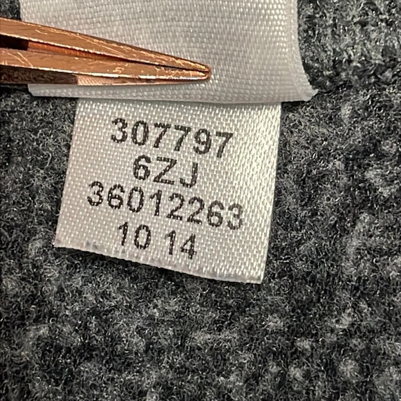 Victoria’s Secret Angels Floral “LOVE” Graphic Full Zip Hooded Sweatshirt M - Picture 16 of 16